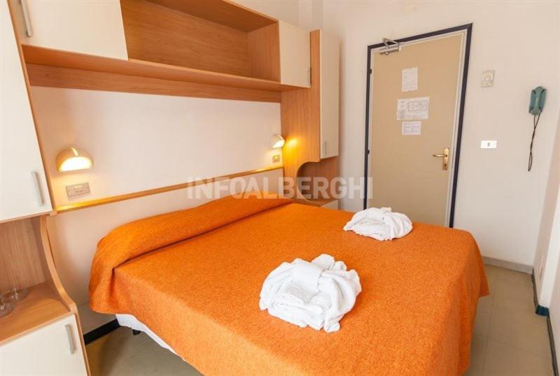 Hotel Paradiso リミニ エクステリア 写真